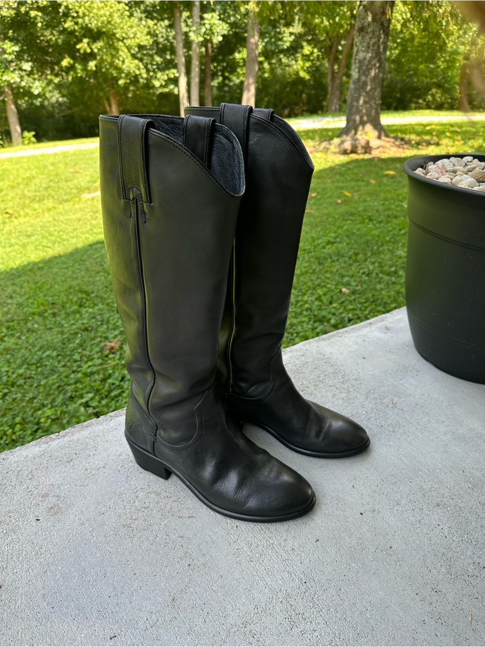 Frye Carson Pull On Boots size 7